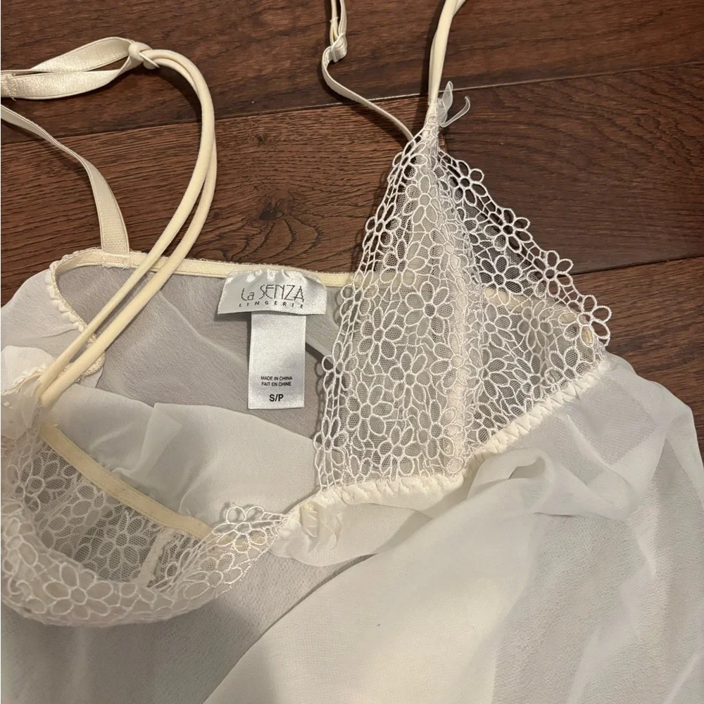 Vintage La SENZA Sheer White Lace Chemise - Picture 8 of 10